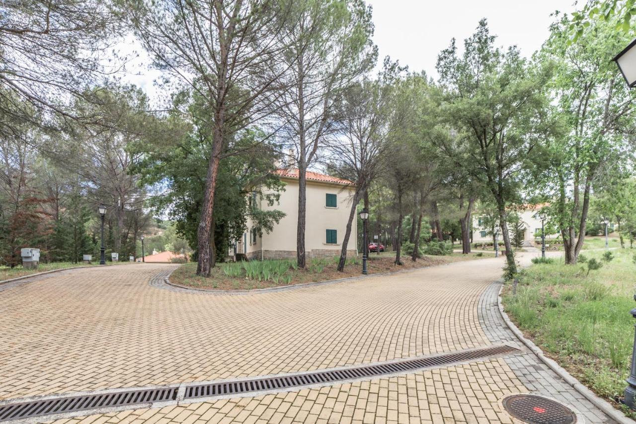 Apartamentos Rurales El Colvillo Trillo Dış mekan fotoğraf